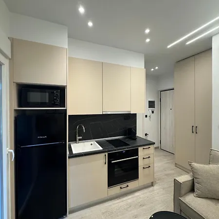 Luxury Bedro Apartament Nea Kallikrateia